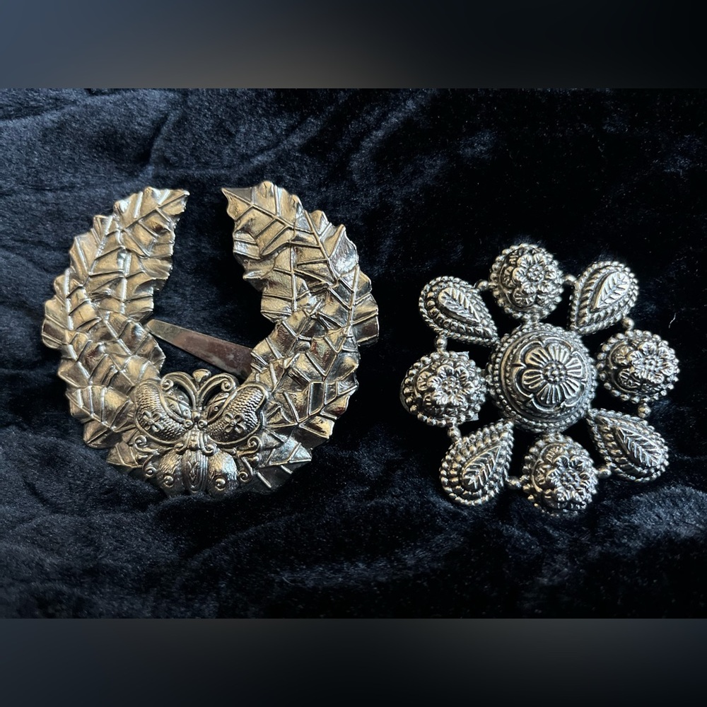 Vintage Sylvia Dahl designer scarf clips